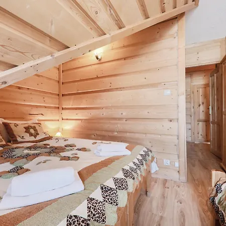 Grota Zbojnicka I Bed & Breakfast