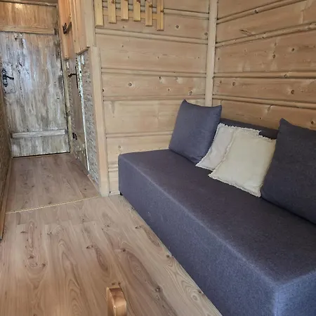 Grota Zbojnicka I Bed & Breakfast Gliczarow