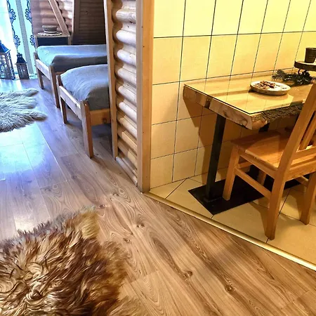 Grota Zbojnicka I Bed & Breakfast