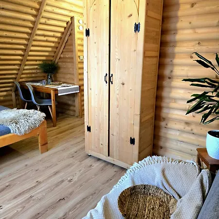 Grota Zbojnicka I Bed & Breakfast Gliczarow