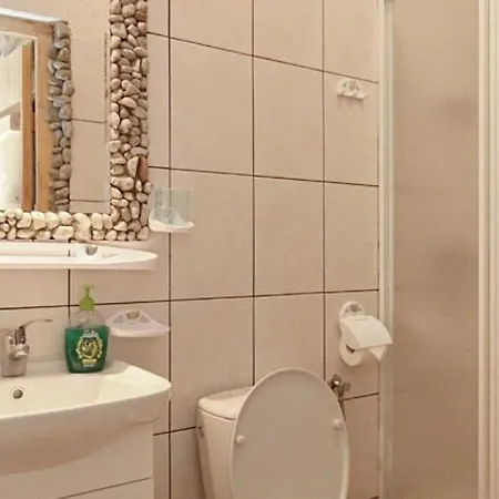 Grota Zbojnicka I Bed & Breakfast *